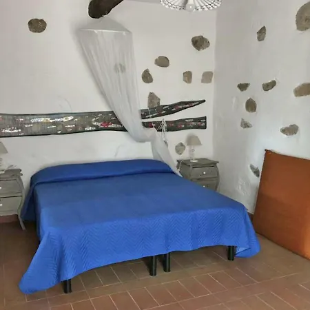 Le Maree Santa Lucia بورتوفيرّايو